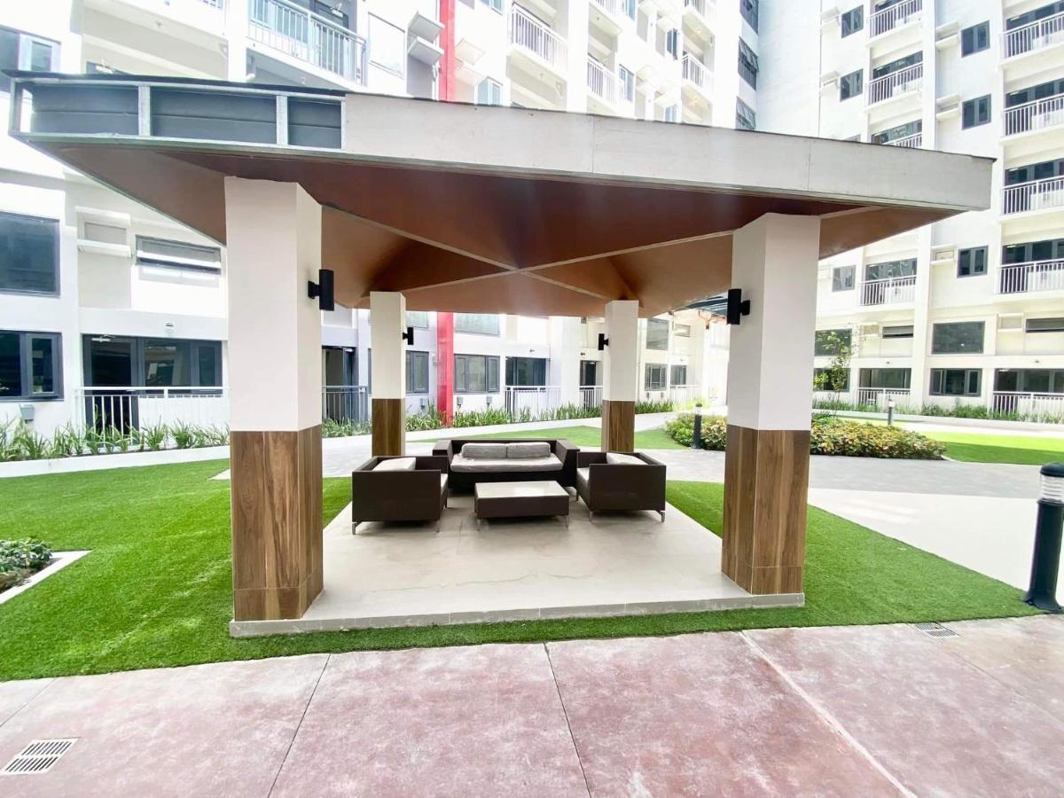 Bloom Residences Condo 2Br Манила Екстериор снимка